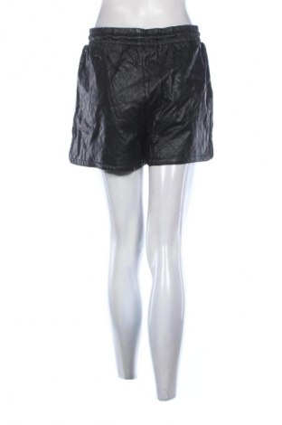 Damskie szorty Amisu, Rozmiar L, Kolor Czarny, Cena 41,99 zł