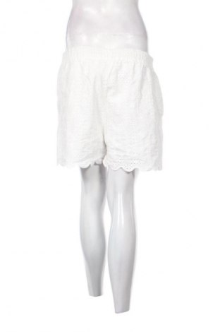 Damskie szorty Amisu, Rozmiar L, Kolor Biały, Cena 43,68 zł