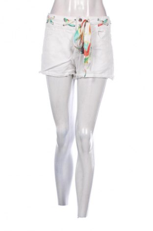Pantaloni scurți de femei Amisu, Mărime M, Culoare Alb, Preț 50,00 Lei
