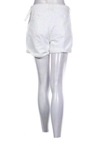 Pantaloni scurți de femei Amisu, Mărime S, Culoare Alb, Preț 65,04 Lei