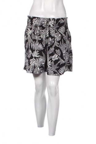 Pantaloni scurți de femei Beloved, Mărime M, Culoare Multicolor, Preț 50,10 Lei
