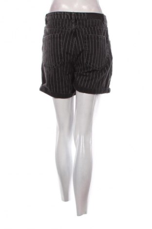 Női rövidnadrág Bershka, Méret M, Szín Sokszínű, Ár 3 800 Ft