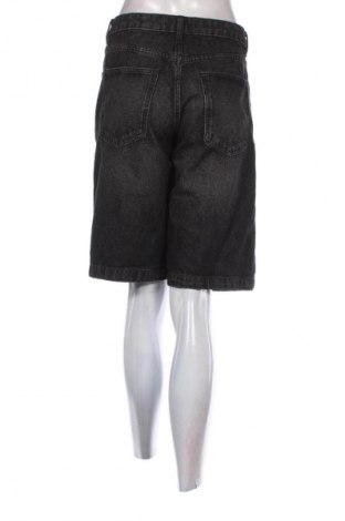Dámské kraťasy  Bershka, Velikost S, Barva Černá, Cena  242,00 Kč