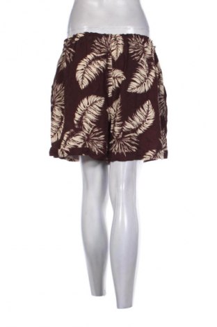 Дамски къс панталон Brunotti, Размер XXL, Цвят Многоцветен, Цена 60,99 лв.