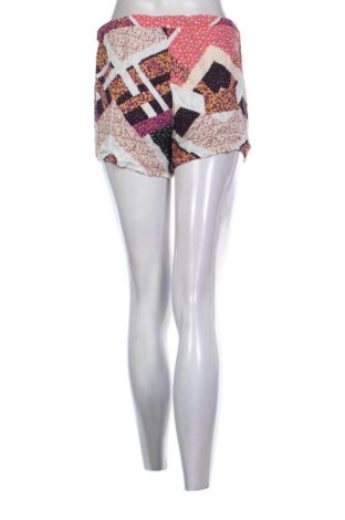 Γυναικείο κοντό παντελόνι Esmara, Μέγεθος L, Χρώμα Πολύχρωμο, Τιμή 6,99 €