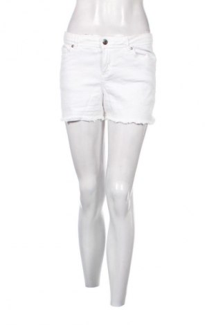 Pantaloni scurți de femei Esmara, Mărime M, Culoare Alb, Preț 50,00 Lei