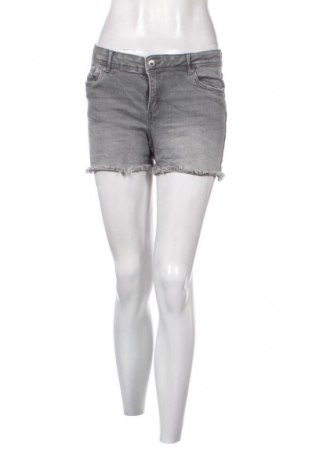 Damskie szorty Esmara, Rozmiar M, Kolor Szary, Cena 43,68 zł