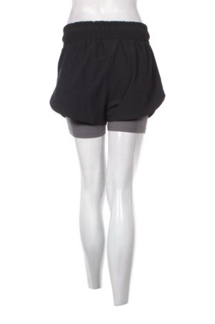 Dámske kraťasy  Gymshark, Veľkosť S, Farba Čierna, Cena  10,00 €