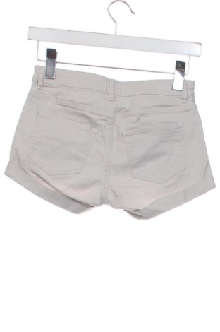 Pantaloni scurți de femei H&M, Mărime XXS, Culoare Bej, Preț 50,00 Lei