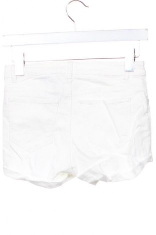 Pantaloni scurți de femei H&M, Mărime XXS, Culoare Alb, Preț 50,00 Lei