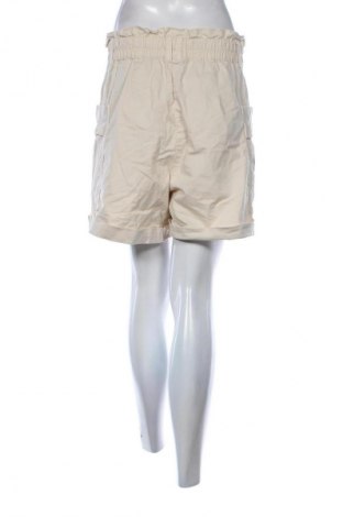 Pantaloni scurți de femei H&M, Mărime M, Culoare Bej, Preț 61,09 Lei