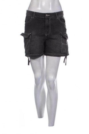 Damskie szorty H&M Divided, Rozmiar S, Kolor Czarny, Cena 43,68 zł