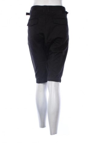 Pantaloni scurți de femei Helmut Lang, Mărime L, Culoare Negru, Preț 387,00 Lei