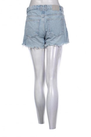 Γυναικείο κοντό παντελόνι House, Μέγεθος M, Χρώμα Μπλέ, Τιμή 8,99 €