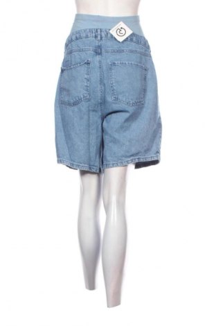 Pantaloni scurți de femei LC Waikiki, Mărime XXL, Culoare Albastru, Preț 102,63 Lei