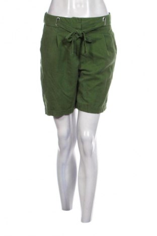 Pantaloni scurți de femei LC Waikiki, Mărime M, Culoare Verde, Preț 102,63 Lei