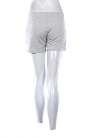 Pantaloni scurți de femei LCW, Mărime S, Culoare Gri, Preț 50,00 Lei
