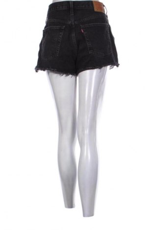 Дамски къс панталон Levi's, Размер L, Цвят Черен, Цена 109,99 лв.