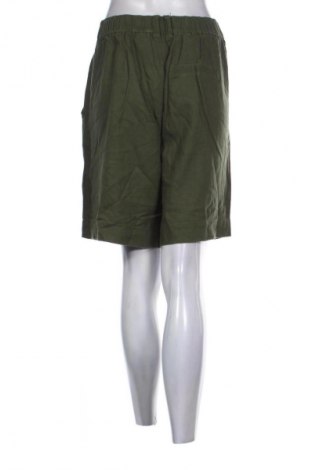 Pantaloni scurți de femei Next, Mărime XL, Culoare Verde, Preț 89,00 Lei