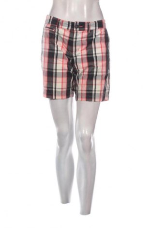 Női rövidnadrág Nike, Méret M, Szín Sokszínű, Ár 7 829 Ft