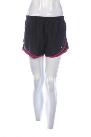 Dámské kraťasy  Nike, Velikost M, Barva Černá, Cena  430,00 Kč