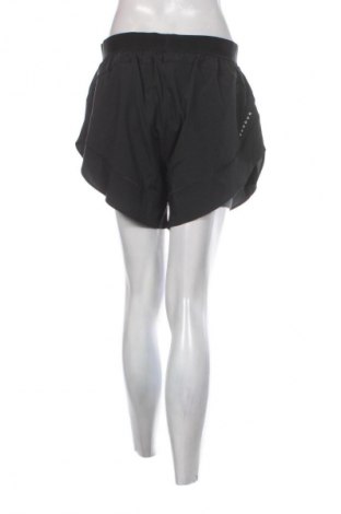 Дамски къс панталон Reebok, Размер L, Цвят Черен, Цена 62,99 лв.