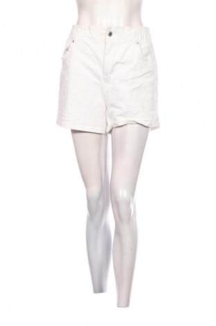 Pantaloni scurți de femei Reserved, Mărime M, Culoare Ecru, Preț 50,00 Lei