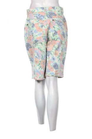 Damen Shorts Rosner, Größe M, Farbe Mehrfarbig, Preis € 25,00