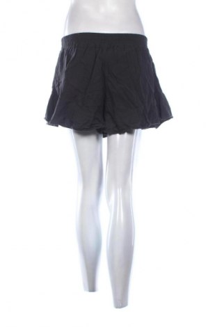 Damskie szorty SHEIN, Rozmiar M, Kolor Czarny, Cena 43,68 zł