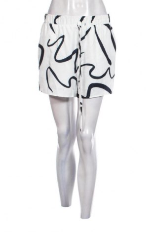 Damskie szorty SHEIN, Rozmiar M, Kolor Kolorowy, Cena 35,99 zł