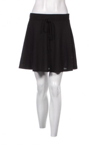 Дамски къс панталон SHEIN, Размер L, Цвят Черен, Цена 14,99 лв.