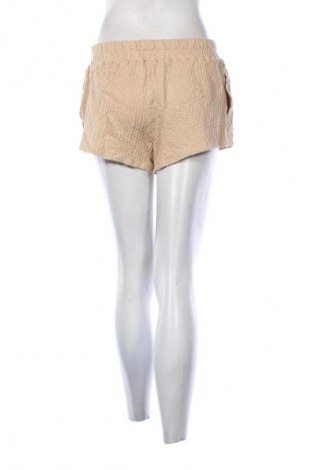 Női rövidnadrág Slide Show, Méret M, Szín Bézs, Ár 4 869 Ft