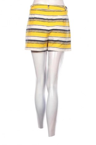 Γυναικείο κοντό παντελόνι Stradivarius, Μέγεθος S, Χρώμα Πολύχρωμο, Τιμή 9,79 €