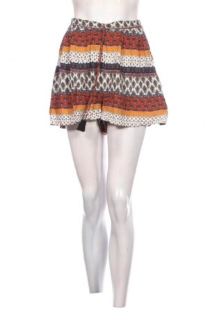 Γυναικείο κοντό παντελόνι Stradivarius, Μέγεθος S, Χρώμα Πολύχρωμο, Τιμή 9,79 €