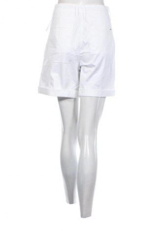 Damen Shorts Tommy Hilfiger, Größe M, Farbe Weiß, Preis 104,99 €
