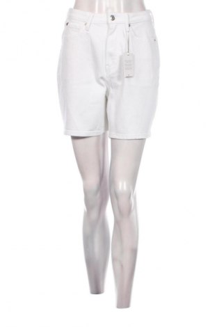 Damen Shorts Tommy Hilfiger, Größe M, Farbe Weiß, Preis € 68,99