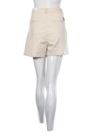 Női rövidnadrág Tommy Jeans, Méret XL, Szín Bézs, Ár 28 769 Ft