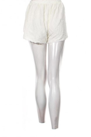 Női rövidnadrág Unbranded, Méret S, Szín Ekrü
, Ár 3 299 Ft