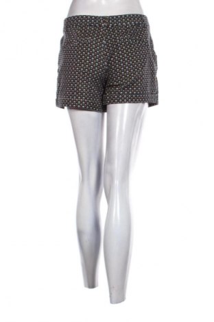 Pantaloni scurți de femei United Colors Of Benetton, Mărime M, Culoare Multicolor, Preț 89,47 Lei