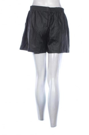 Damen Shorts Vero Moda, Größe M, Farbe Schwarz, Preis € 10,99