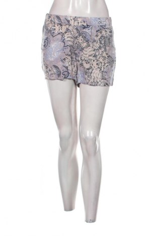 Pantaloni scurți de femei Vero Moda, Mărime S, Culoare Multicolor, Preț 51,45 Lei
