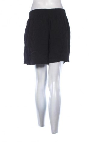 Pantaloni scurți de femei Zara, Mărime L, Culoare Negru, Preț 53,00 Lei