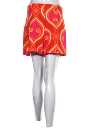 Damskie szorty Zara, Rozmiar M, Kolor Kolorowy, Cena 124,48 zł