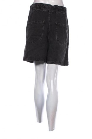 Pantaloni scurți de femei Zara, Mărime M, Culoare Gri, Preț 42,20 Lei