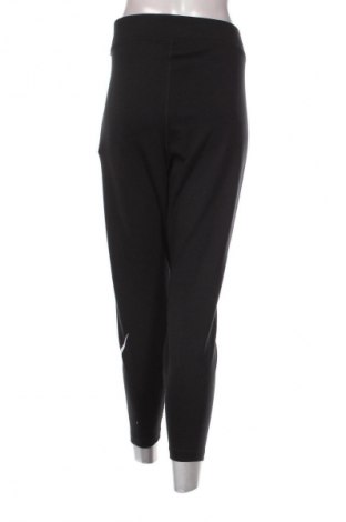 Дамски клин Nike, Размер 4XL, Цвят Черен, Цена 77,99 лв.