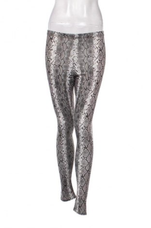 Dámské legíny  Pretty Little Thing, Velikost S, Barva Vícebarevné, Cena  169,00 Kč
