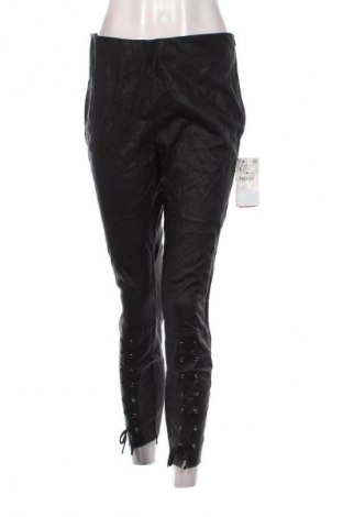 Дамски кожен панталон Zara, Размер L, Цвят Черен, Цена 127,99 лв.