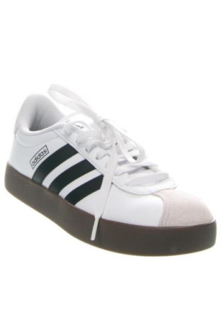 Obuwie damskie Adidas, Rozmiar 40, Kolor Biały, Cena 442,99 zł