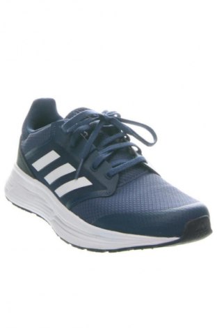 Obuwie męskie Adidas, Rozmiar 42, Kolor Kolorowy, Cena 379,31 zł