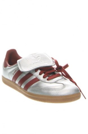 Damenschuhe Adidas, Größe 40, Farbe Silber, Preis 90,99 €